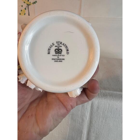 Vintage Royal Stratford Fine Bone China Flower Bouquet~Hand Painted~England - Picture 4 of 6